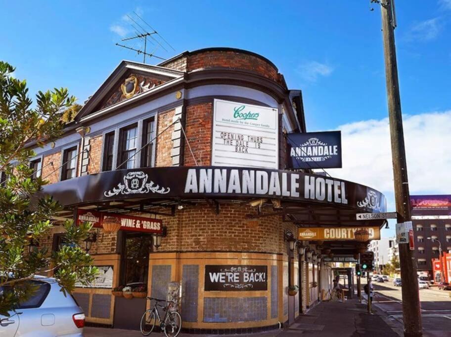 Ferienhaus Stylish In Heart Of Annandale Village *